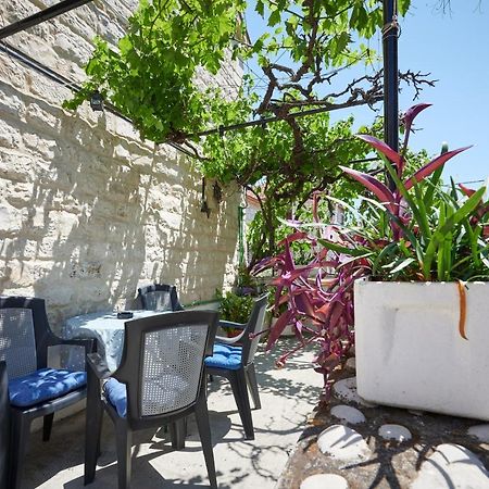 Rooms Antonio Trogir Exterior photo