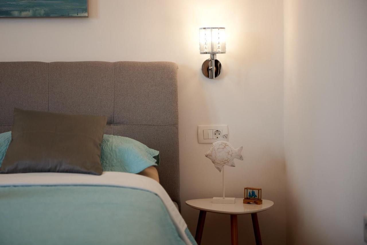 Rooms Antonio Trogir Exterior photo