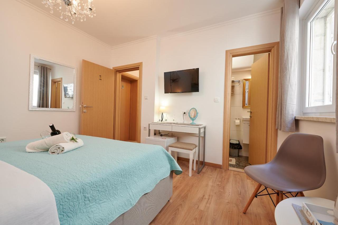 Rooms Antonio Trogir Exterior photo