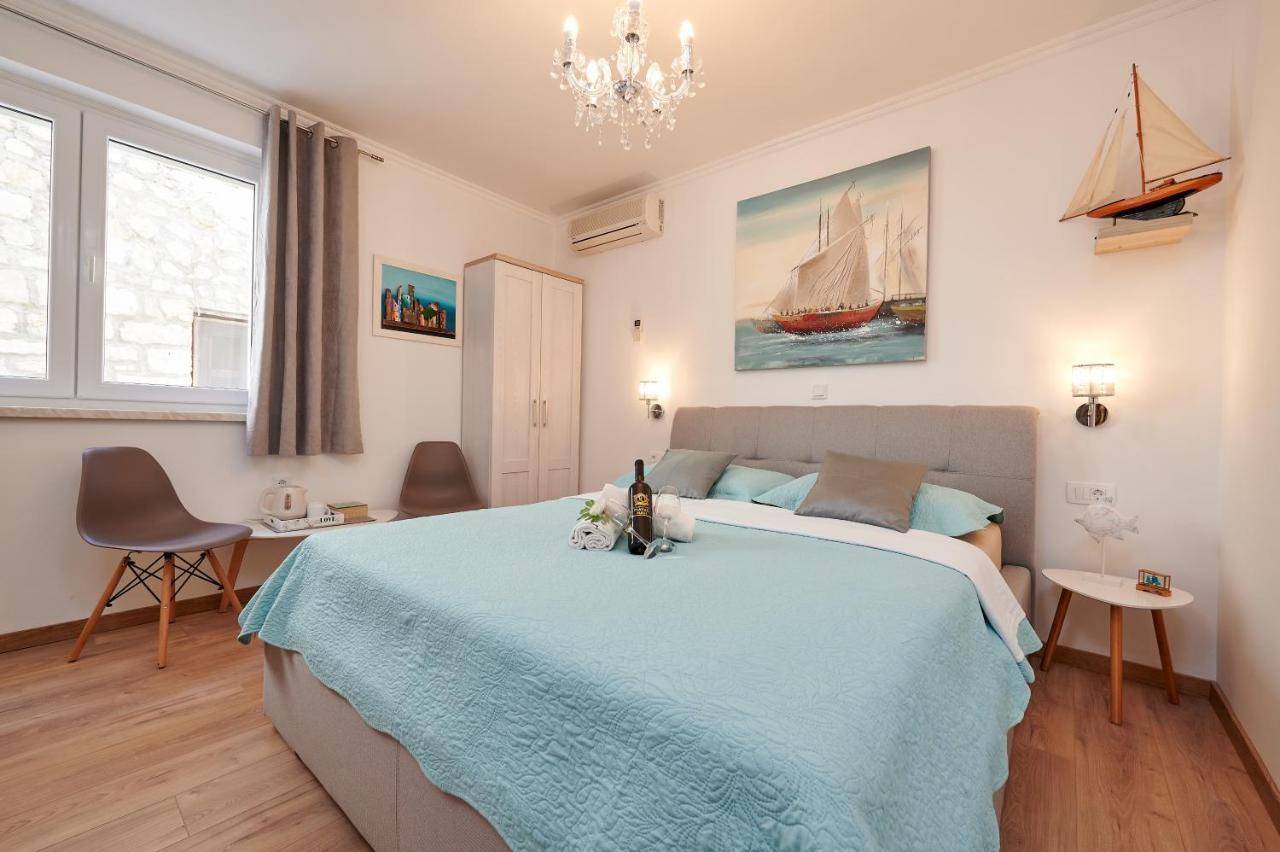 Rooms Antonio Trogir Exterior photo