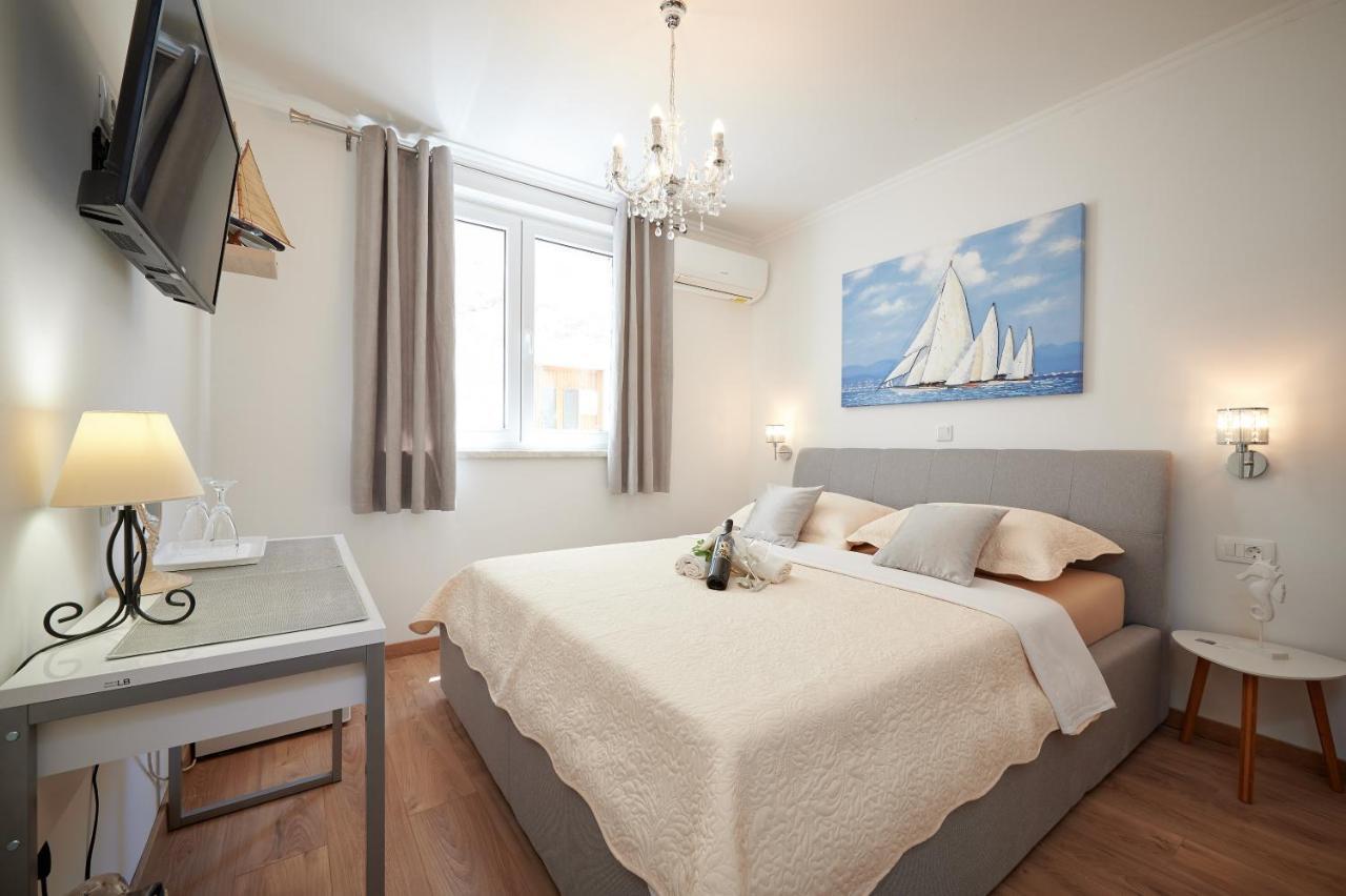 Rooms Antonio Trogir Exterior photo
